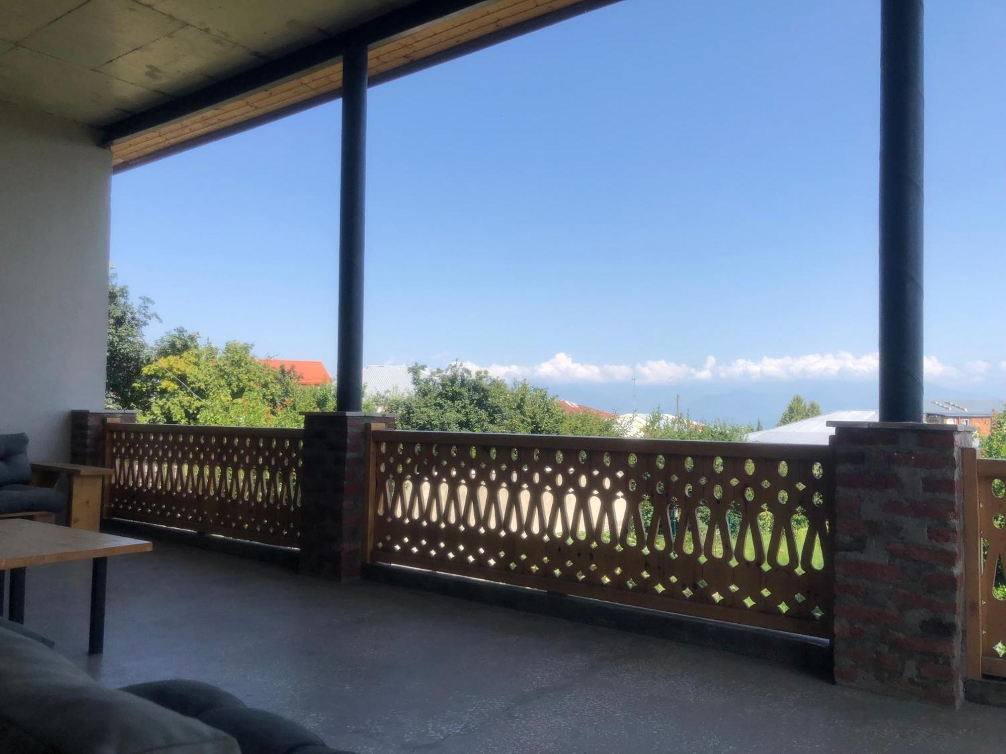 Lokokina Guesthouse Telavi Luaran gambar
